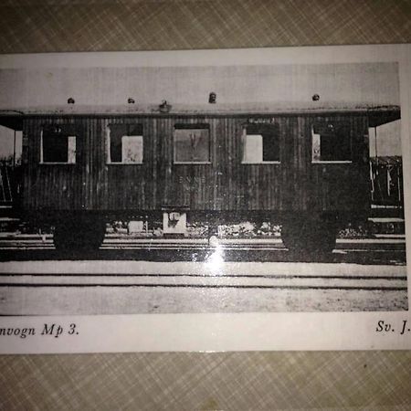 オーデンセFjordhytten. Rebuild Train Wagon From 1937.アパートメント エクステリア 写真